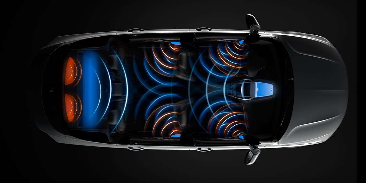 mkz_17_highlights_02_revel_expand_1200x600