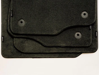 Navigator 2018-2023 4pc Espresso Carpet Floor Mat Set