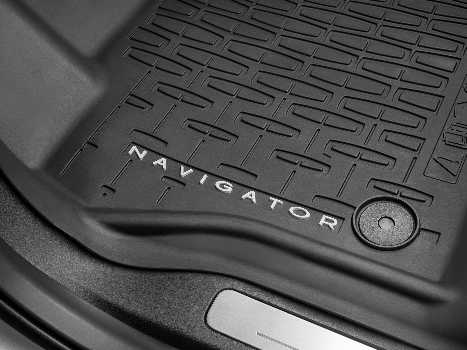 Navigator 2025-2027 All-Weather Floor Liner with Navigator Logo