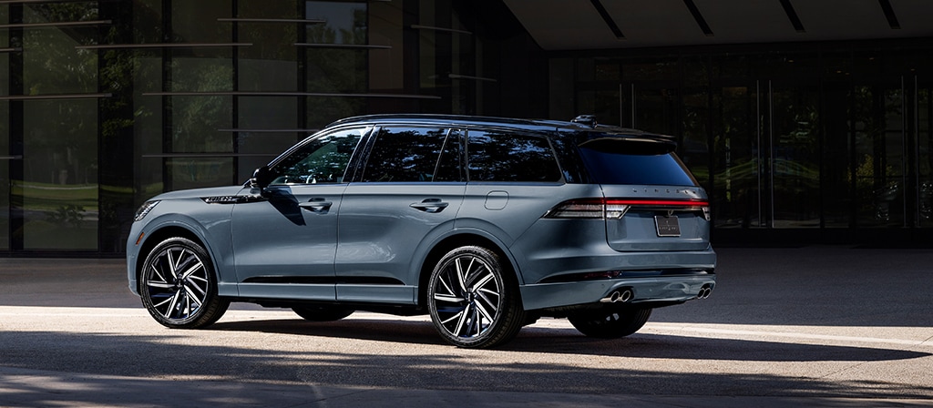 A 2025 Lincoln Black Label Aviator® SUV is shown with the available Special Edition Package