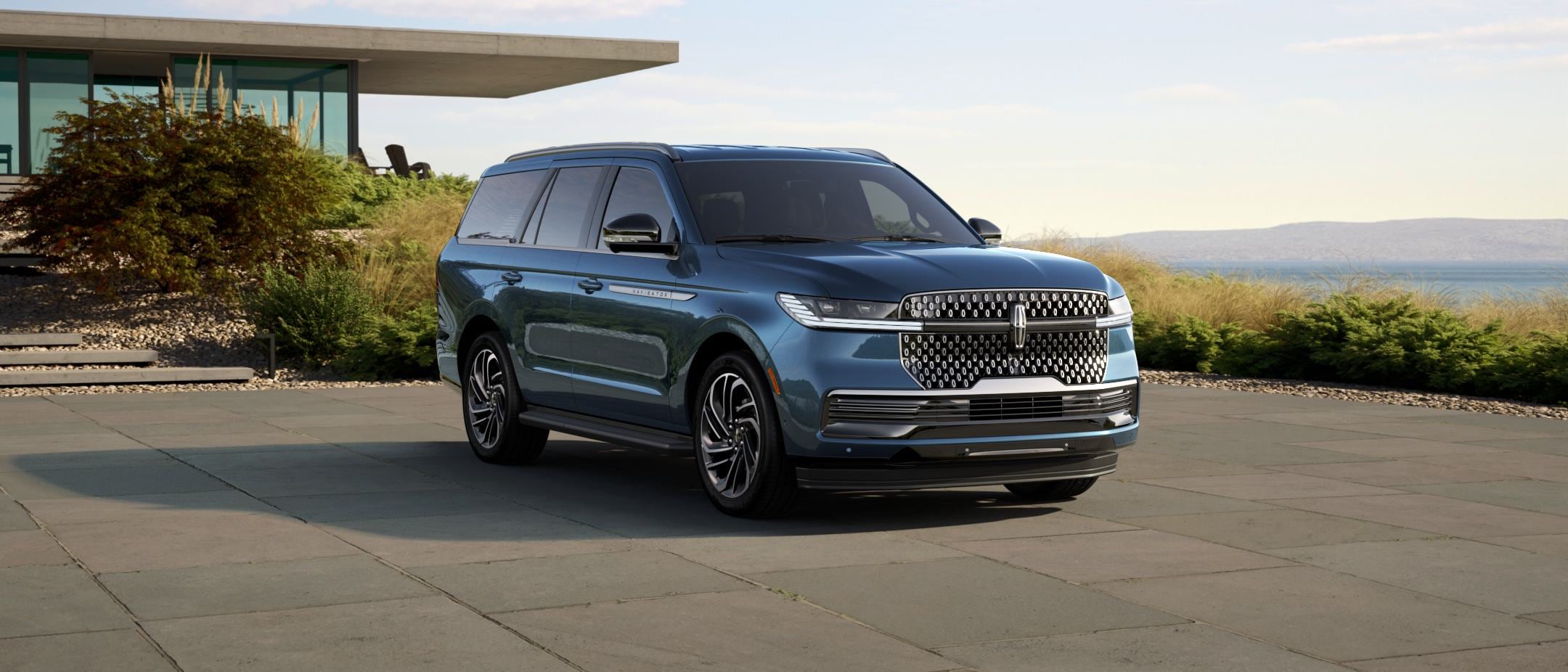 2027 Lincoln Navigator® Three-Row Large Luxury SUV