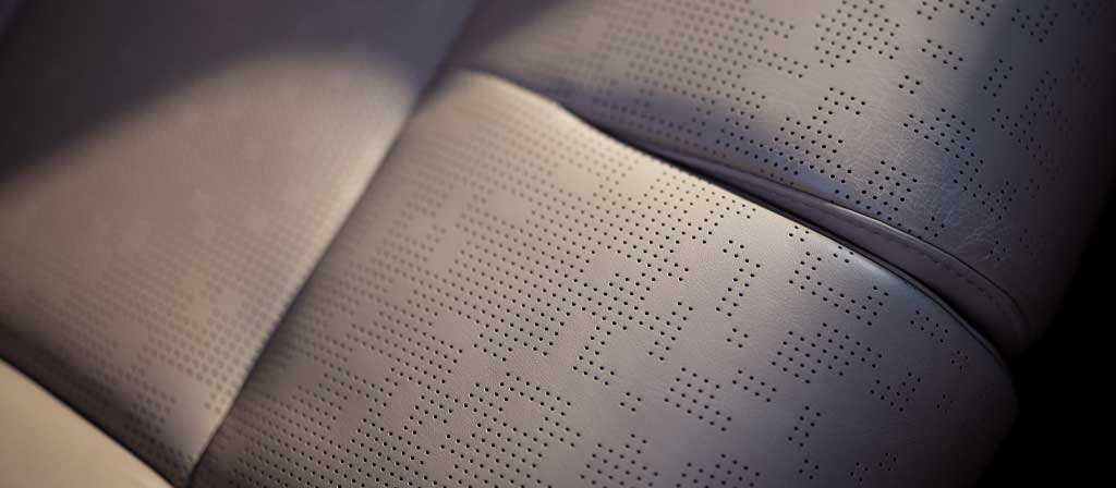A close up of the Enlighten theme Opulence Leather seating surfaces in a 2027 Lincoln Navigator® Black Label™ SUV