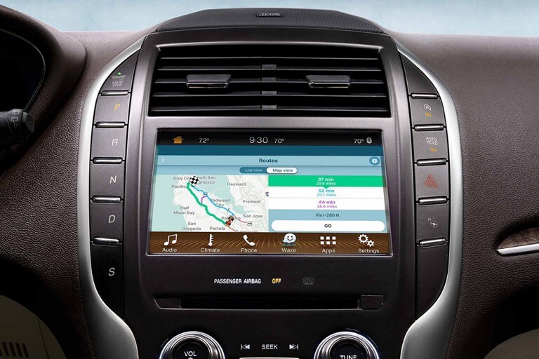 Lincoln y Waze