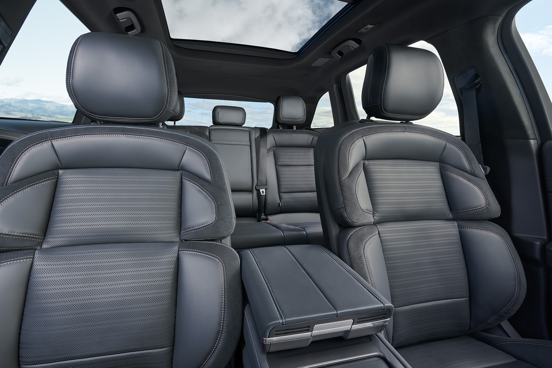 The front seat of a 2024 Lincoln Nautilus is adorned with leather trim.