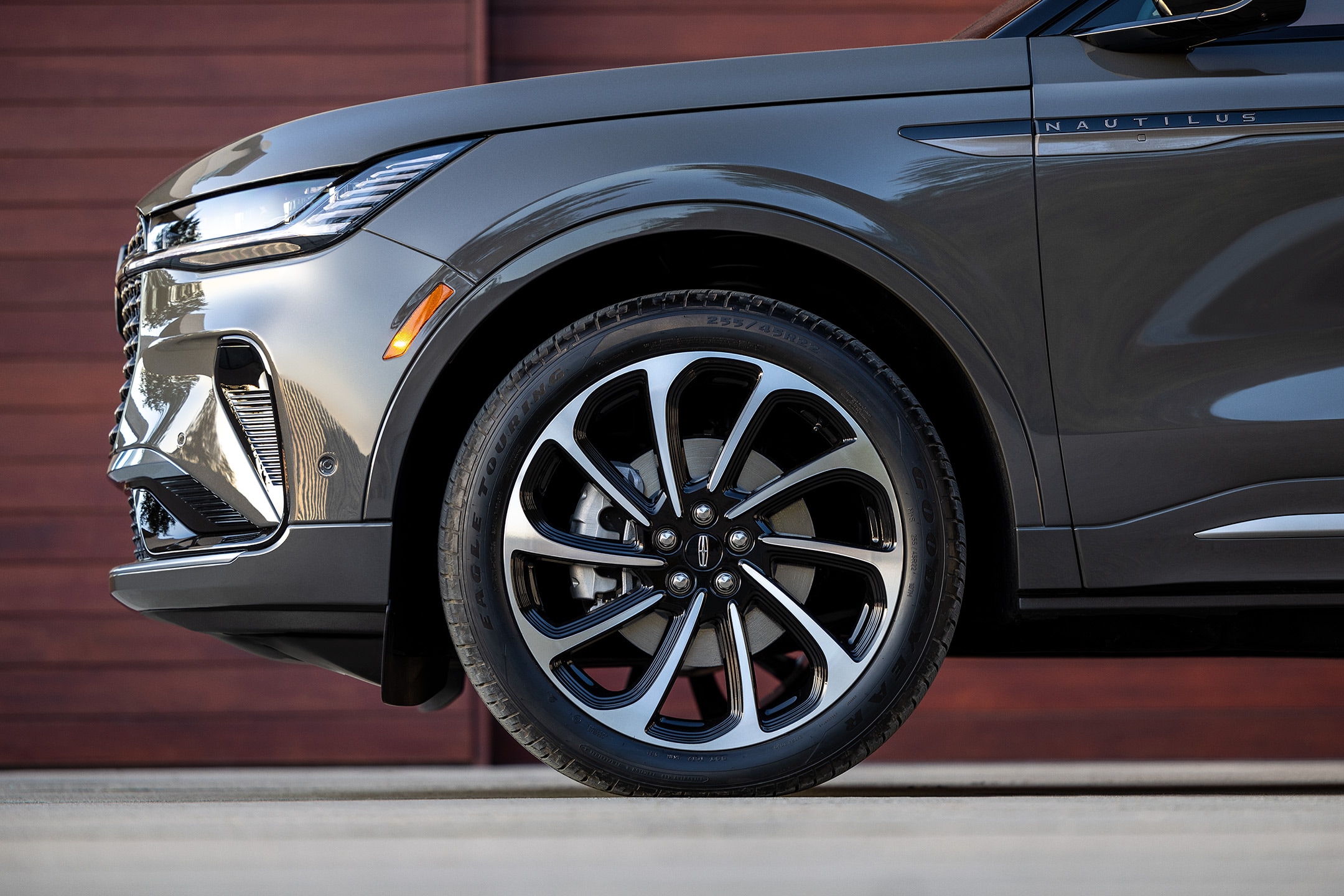 The 22-inch wheels of a 2024 Lincoln Black Label Nautilus® SUV offer sleek style.