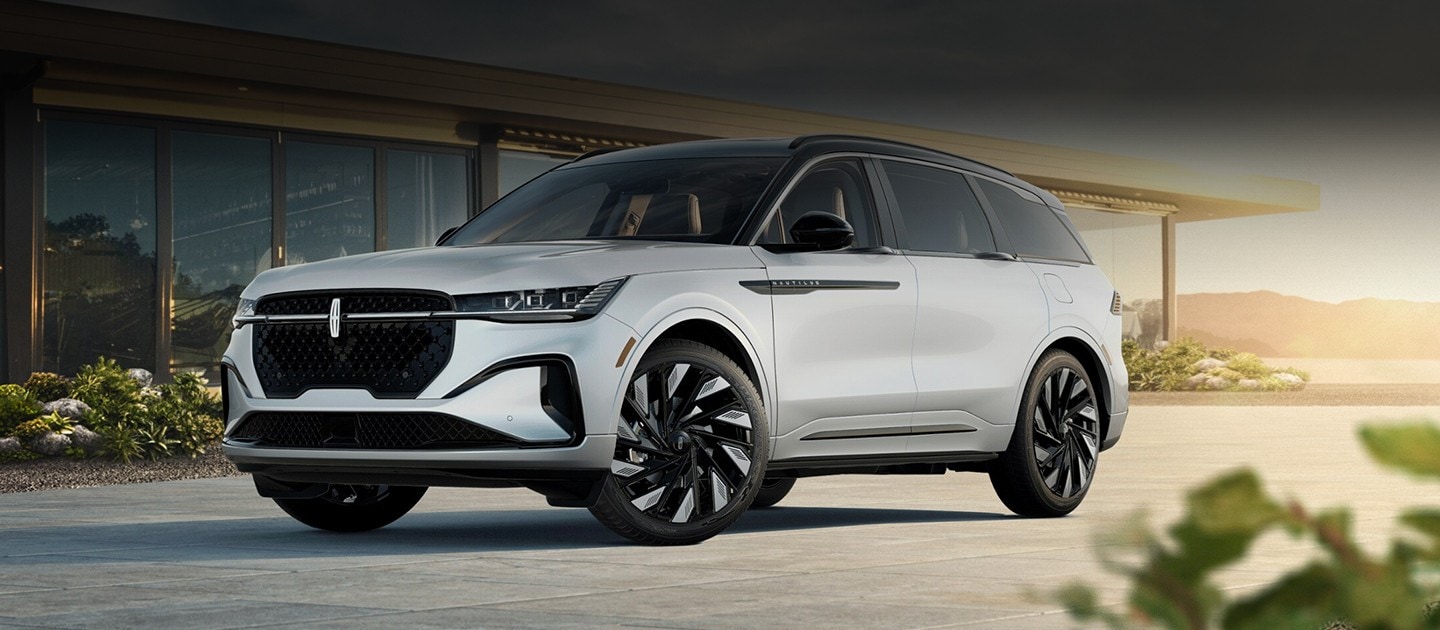 The 2025 Lincoln Black Label Nautilus® SUV is shown with the available Jet Appearance Package