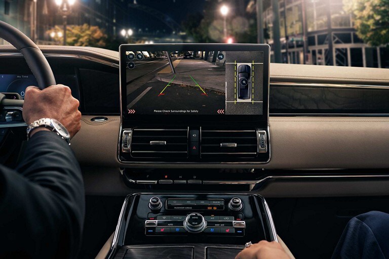 The 360-Degree Camera display is shown on the center touchscreen inside a 2024 Lincoln Navigator® SUV.