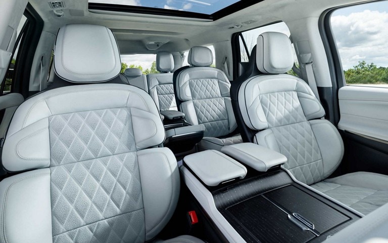 The All-New 2025 Lincoln Navigator® Large Luxury SUV