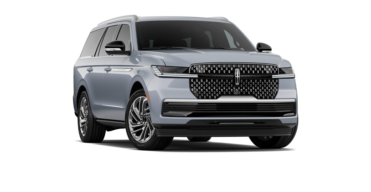 A 2026 Lincoln Navigator® Reserve model in Gray Mist