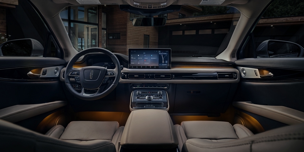 the dashboard of a 2022 Lincoln Nautilus is shown here