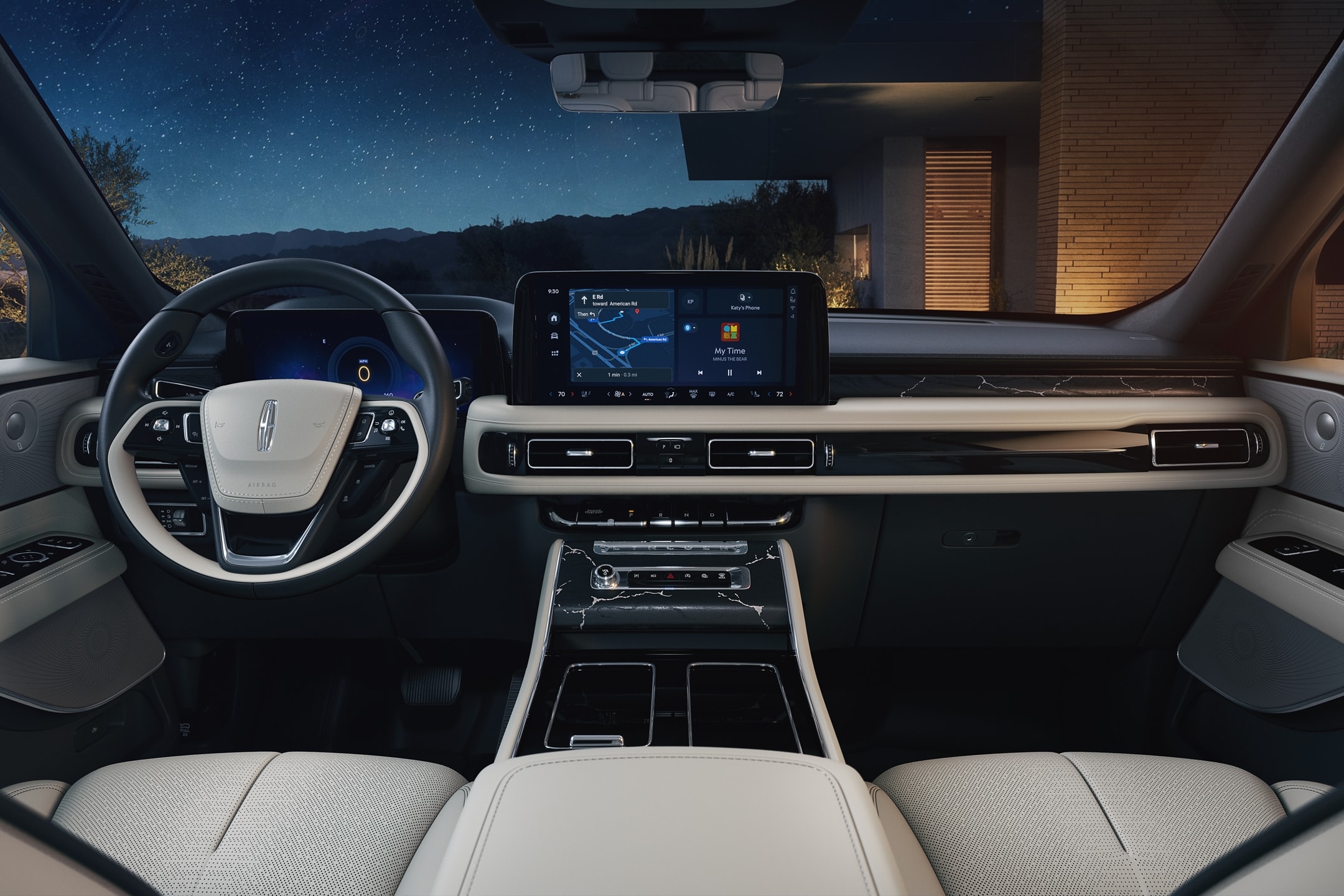 The 2025 Lincoln Black Label Aviator® SUV with the light-colored Moonbeam interior theme.