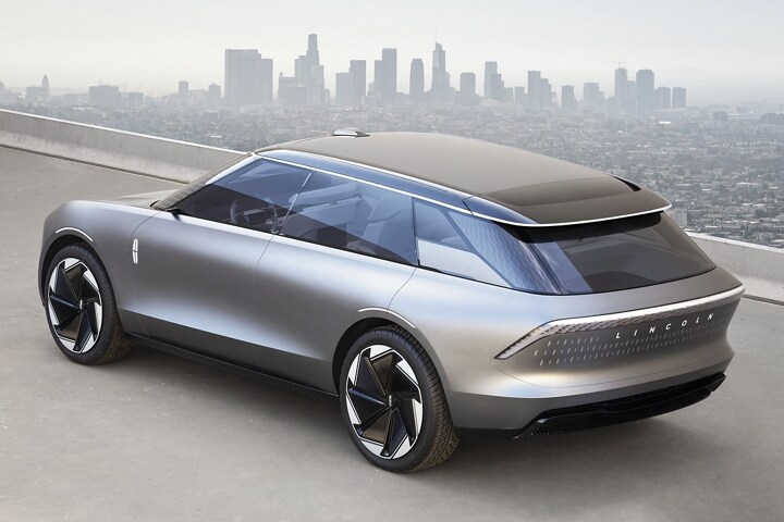 A rendering of the exterior of the Lincoln Star Concept vehicle is shown here.