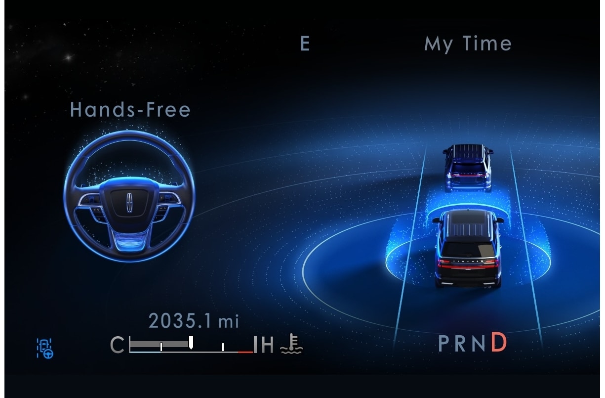 The center-stack display imagery showing Lincoln BlueCruise is enabled.