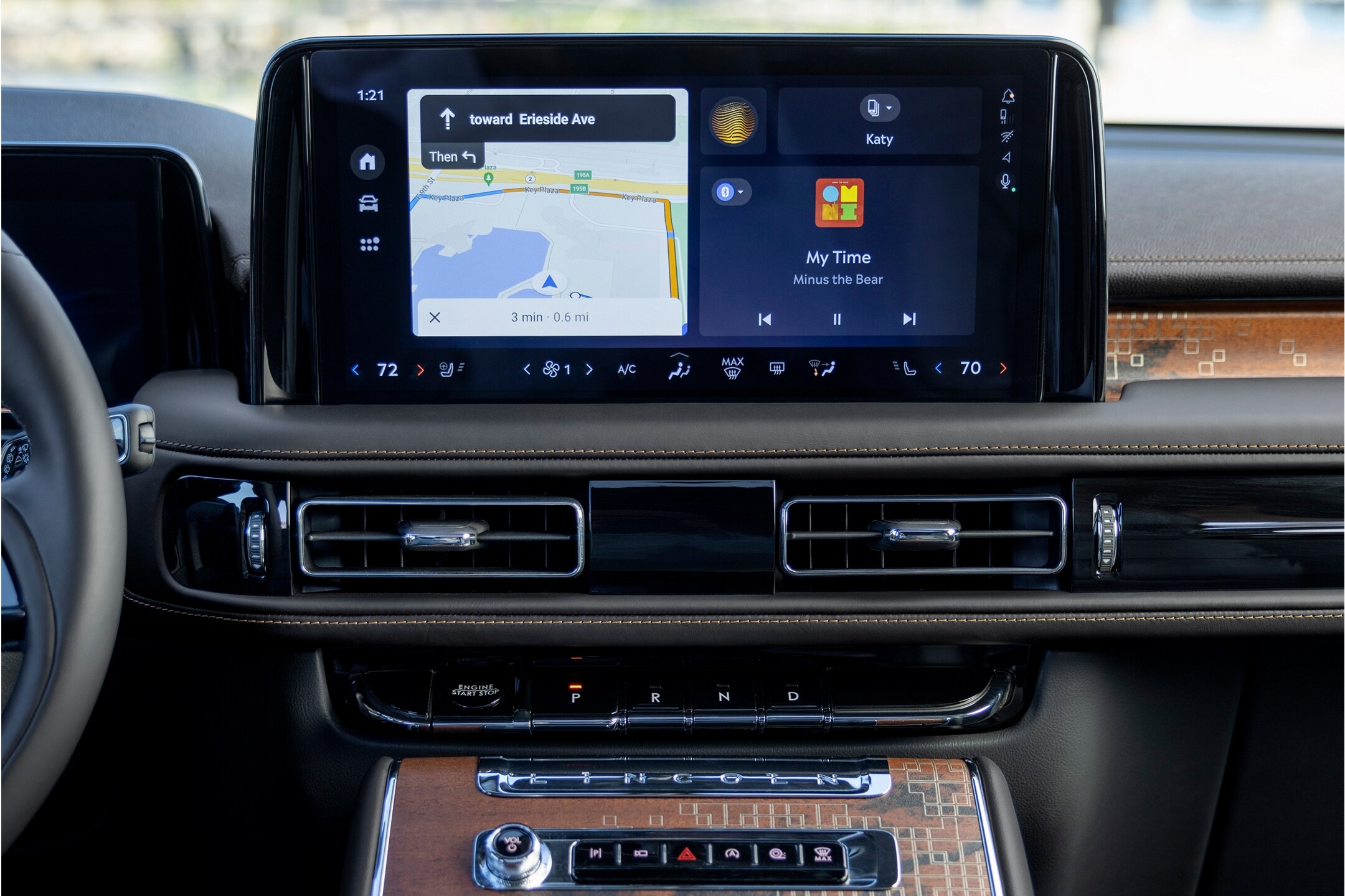The touchscreen inside of the Lincoln Aviator.