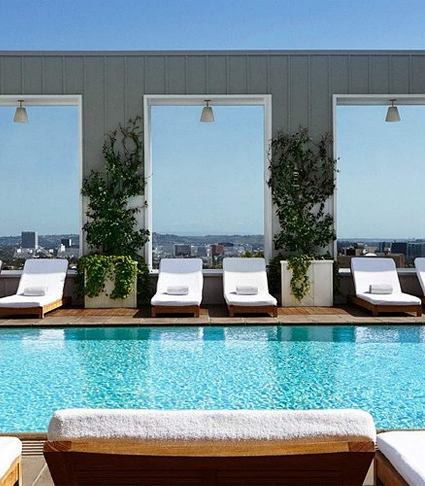 A nice pool side oasis.