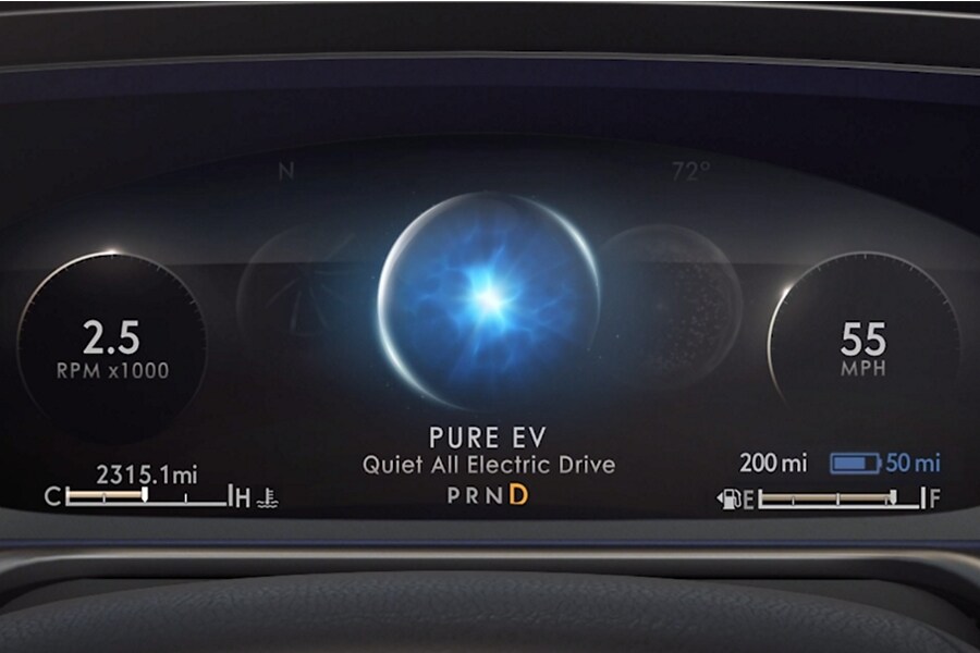 An animation of a display screen illustrating the two new drive modes Preserve EV and Pure EV is shown