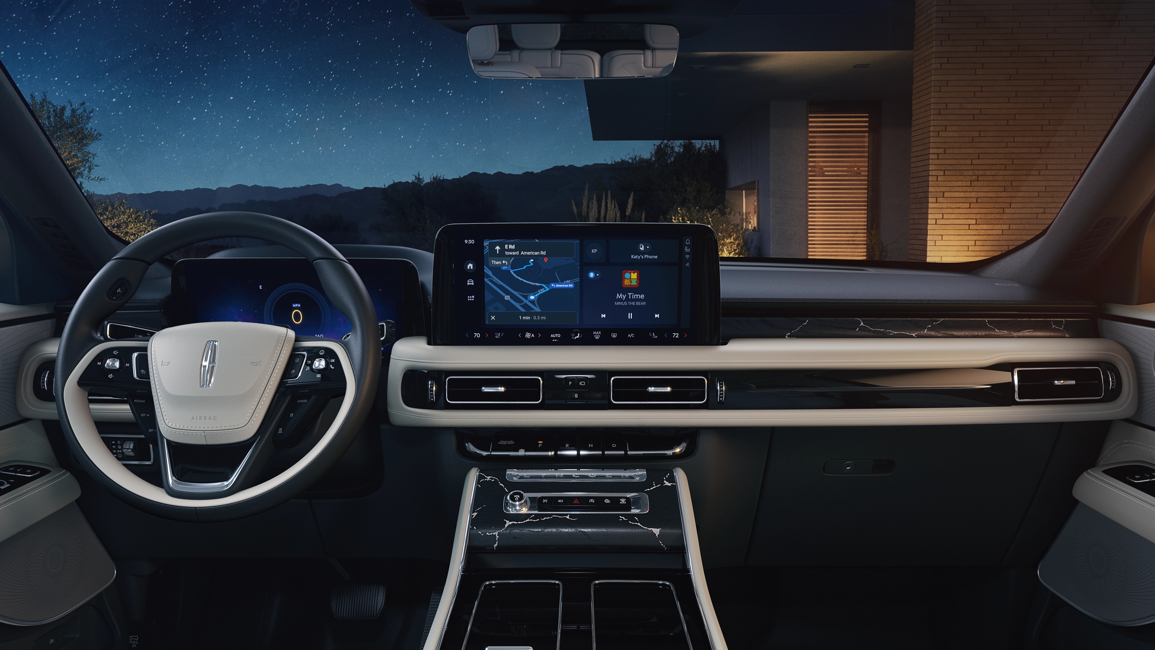 The interior of the 2025 Lincoln Aviator.