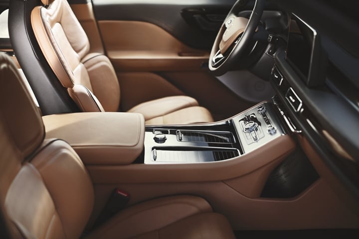The front console of a 2023 Lincoln Aviator® Black Label is shown highlighting alluring space and style