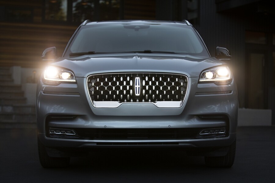 The Adaptive Pixel LED Headlamps of the 2023 Lincoln Aviator® Grand Touring model are shown in their illuminated state