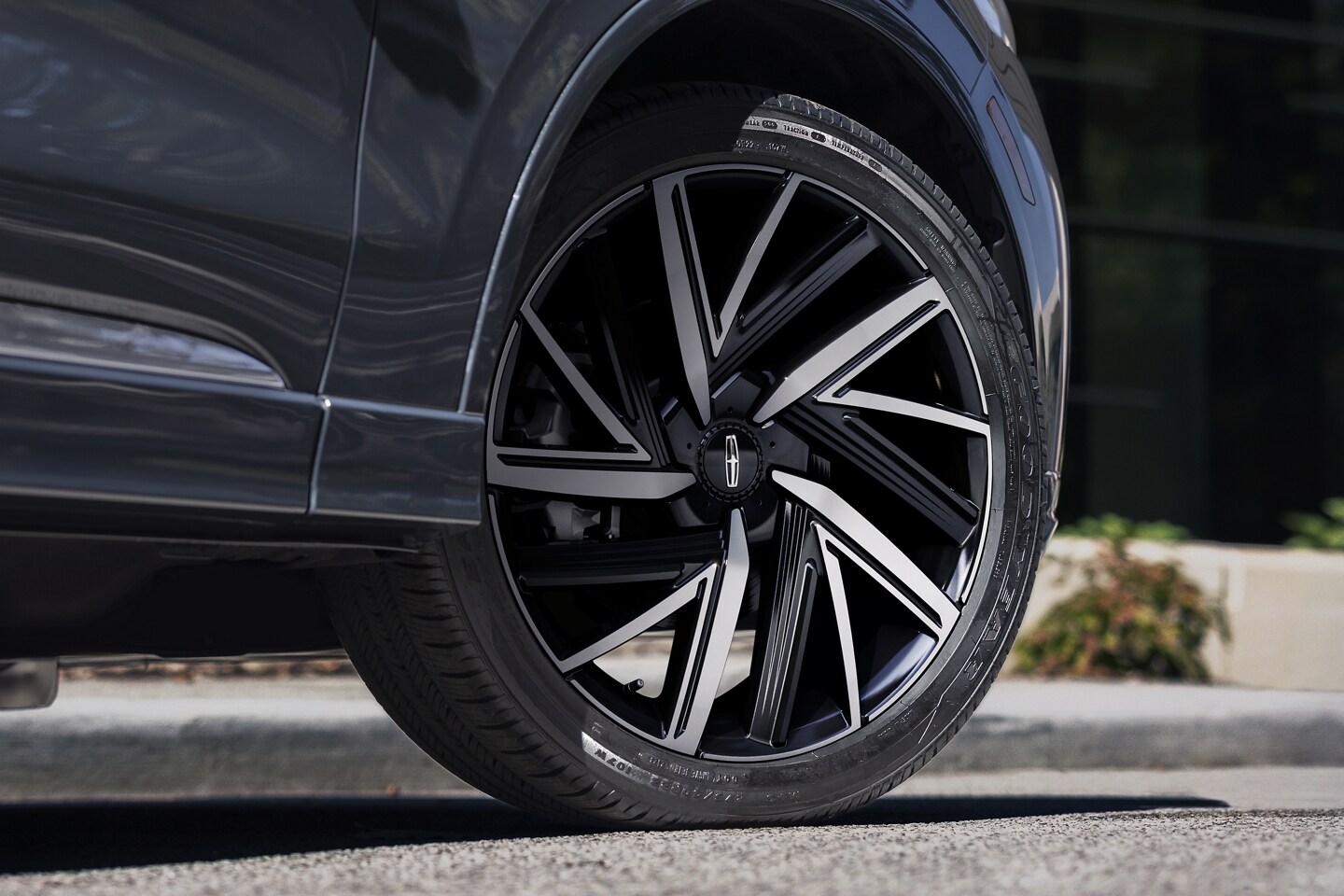 2025 Lincoln Black Label Aviator® SUV Detailed Specifications