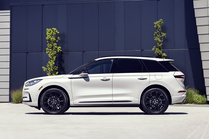La SUV Lincoln Corsair® 2024 tiene líneas elegantes