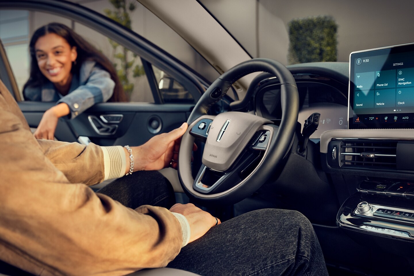 The center touchscreen of a 2024 Lincoln Corsair® SUV shows the Calm View