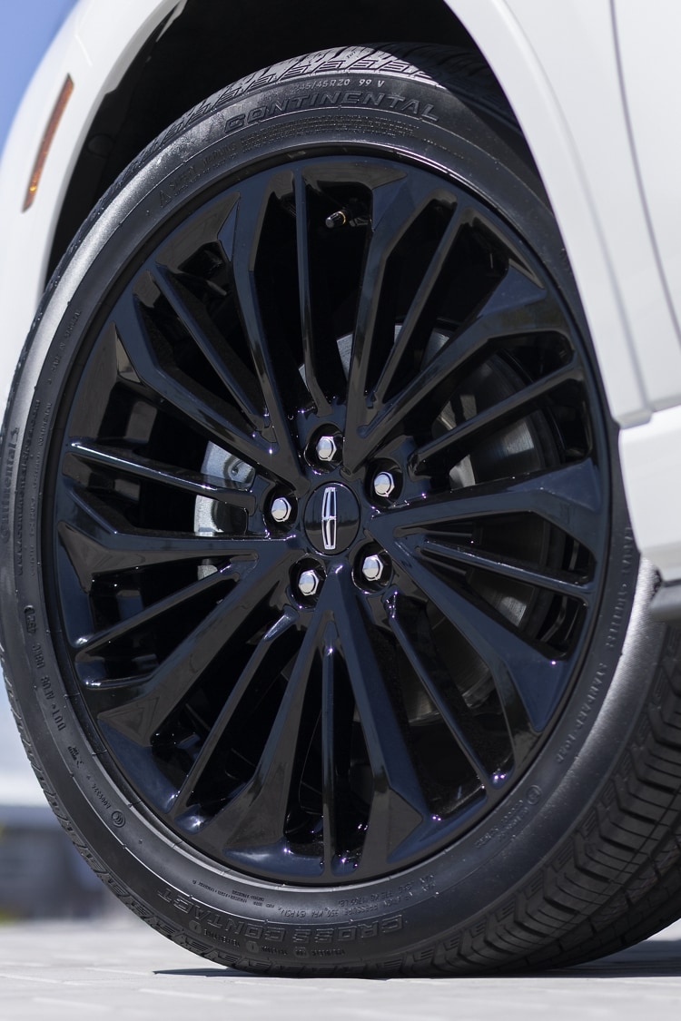 A stylish 20-inch wheel of the available Jet Appearance Package is shown