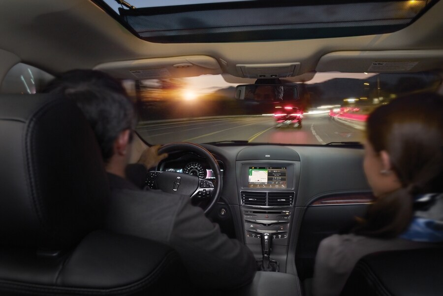 Meet The New Arab Emojis Perking Up Dubai S Whatsapp Chats Bbc News