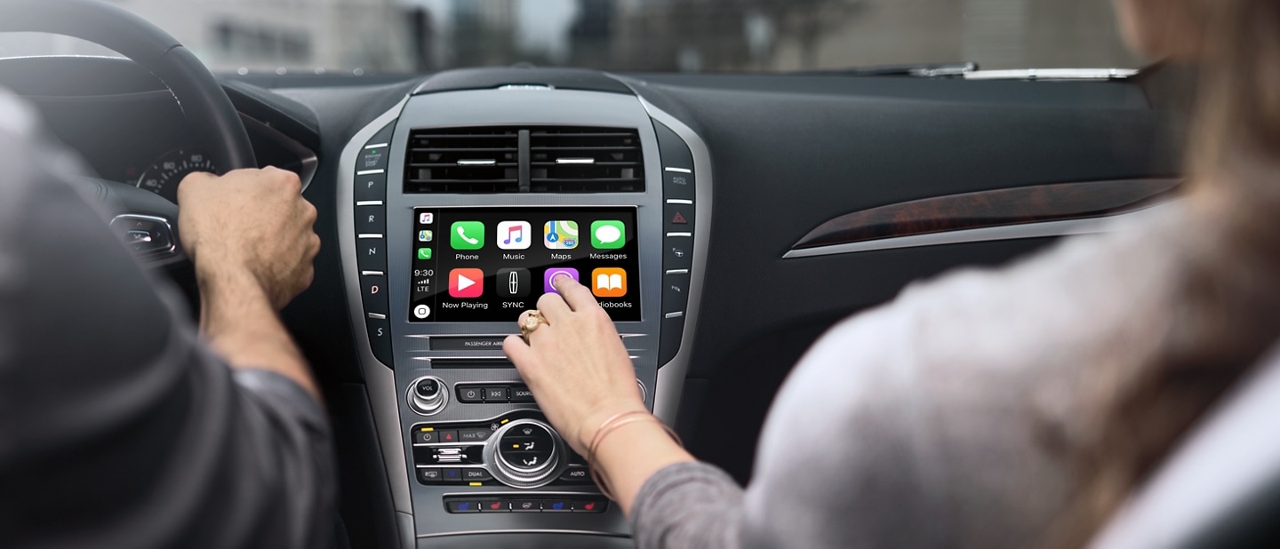 2020 Lincoln® MKZ Technology Features