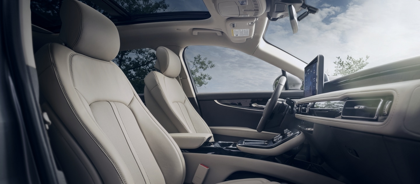 A cutaway side view of the 2023 Lincoln Nautilus® SUV shows the available Ultra Comfort front seats