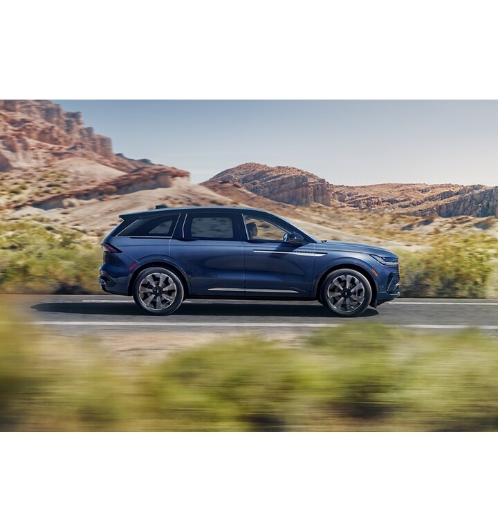 2024 Lincoln Nautilus® SUV Photo & Video Gallery