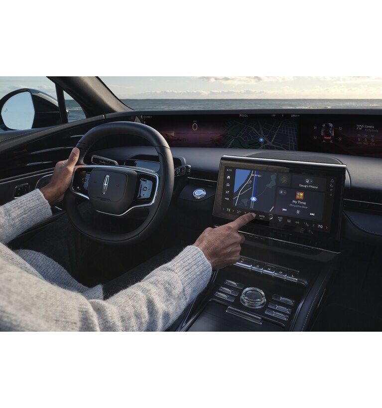 Galería de fotos y videos de la SUV Lincoln Nautilus® 2025