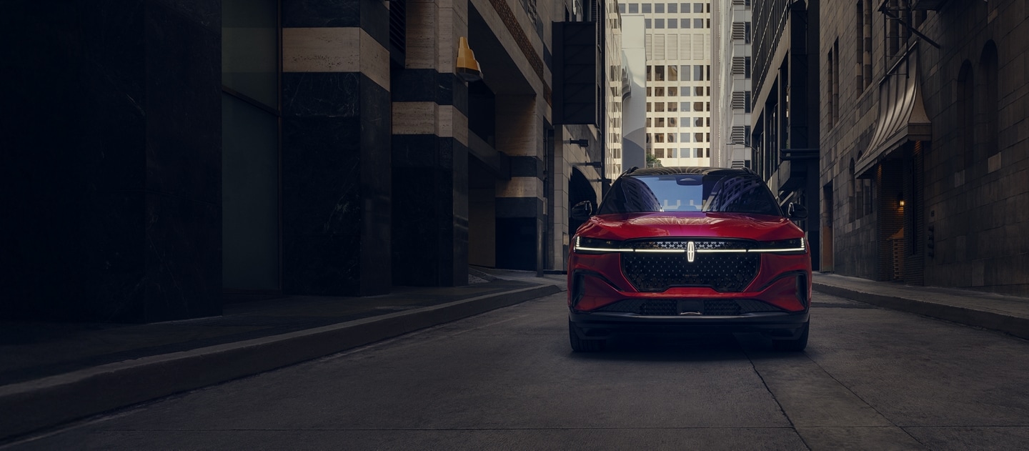The 2024 Lincoln Nautilus driving parked down an alley. 