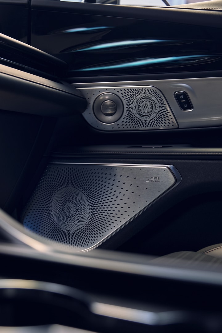 Audio speakers are seen in the front passenger door from inside a 2026 Lincoln Nautilus® SUV