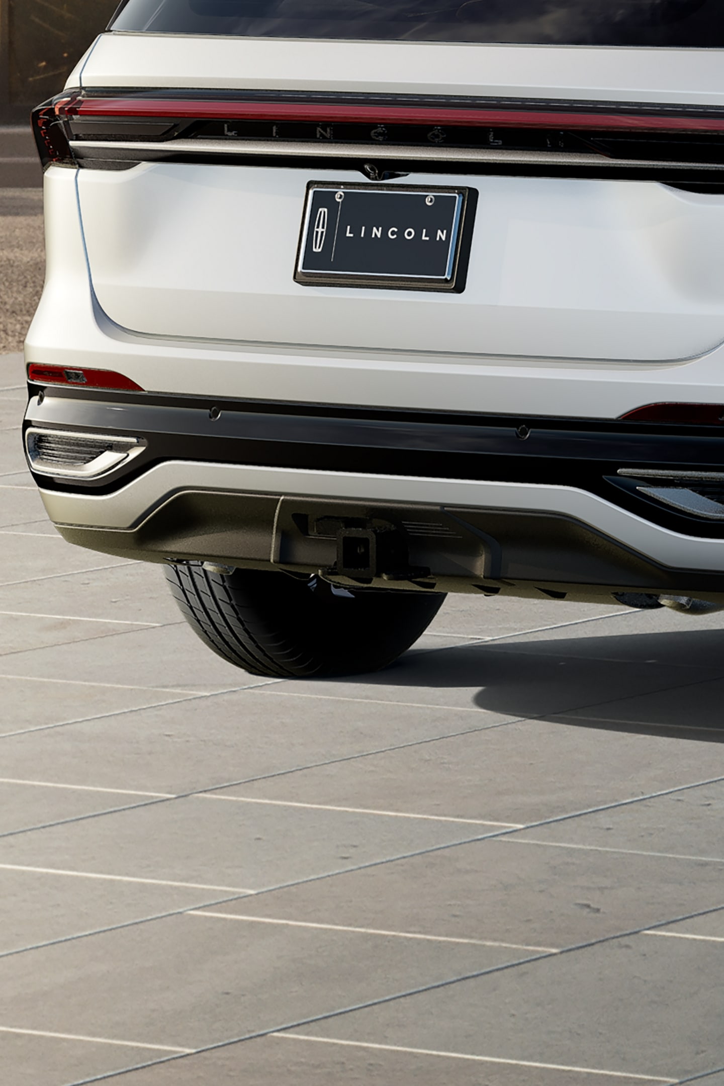 The rear of a 2026 Lincoln Black Label™ Nautilus® SUV with the available Trailer Tow Class I Package.