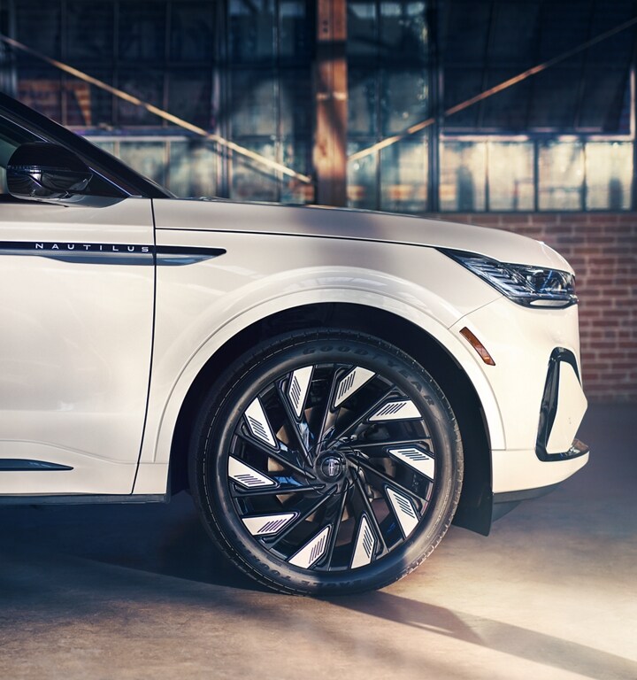 A 2026 Lincoln Black Label™ Nautilus® SUV with the available Jet Appearance Package.