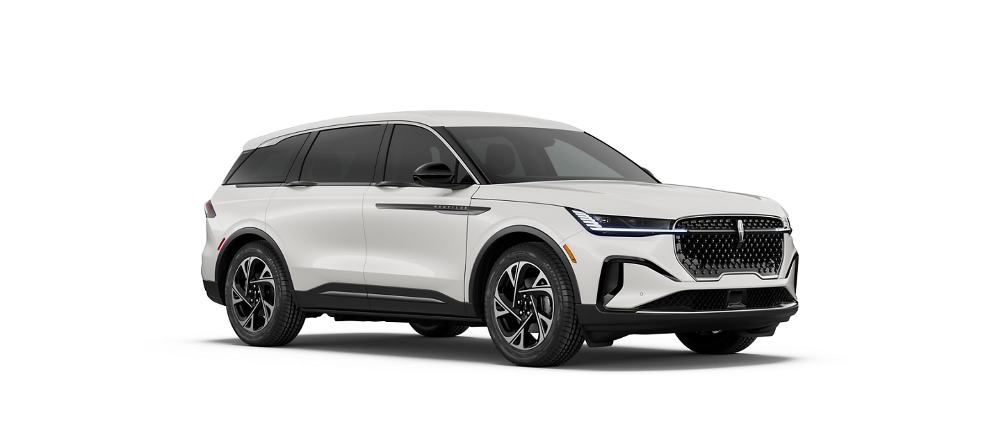 An exterior view of a 2026 Lincoln Nautilus® Premiere model with the available Jet Appearance Package