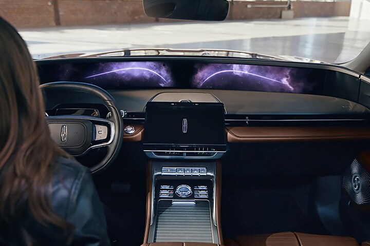 The beginning light sequence of the Lincoln embrace on the panoramic display of a 2026 Lincoln Nautilus® SUV