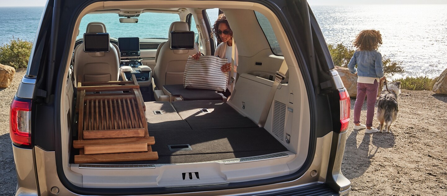 2020 Lincoln® Navigator Design Features