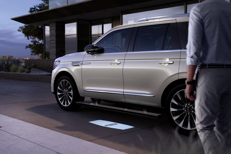 2021 Lincoln® Navigator Design Features