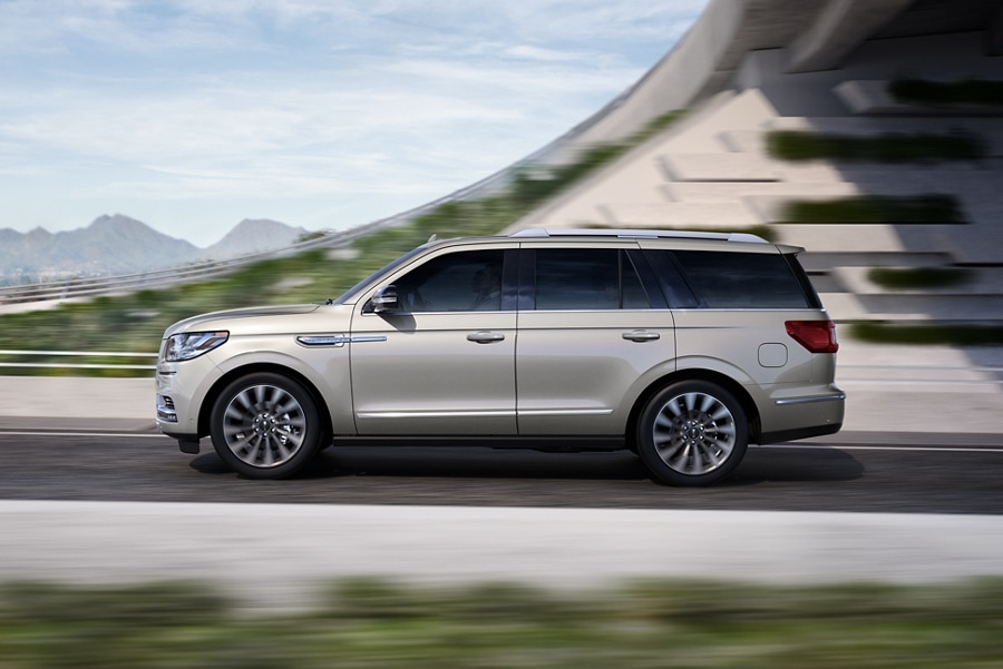 2021 Lincoln® Navigator Performance Features