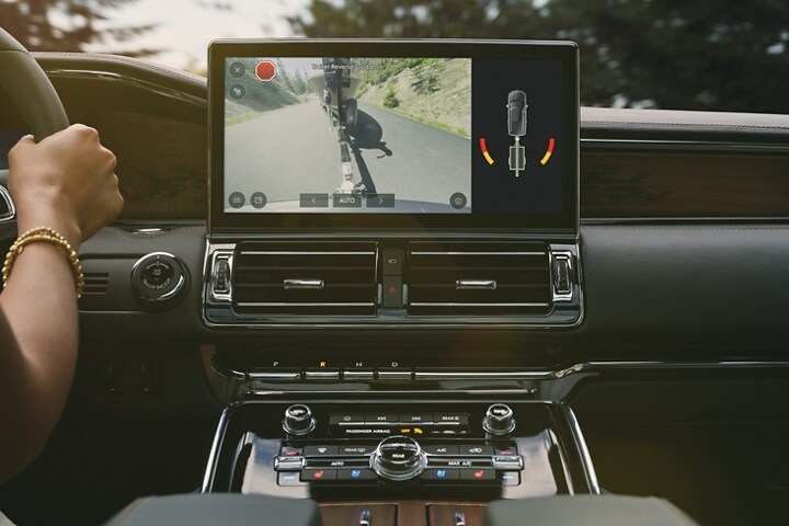 The Trailer Reverse Guidance view is shown on the 13.2-inch LCD center touchscreen.