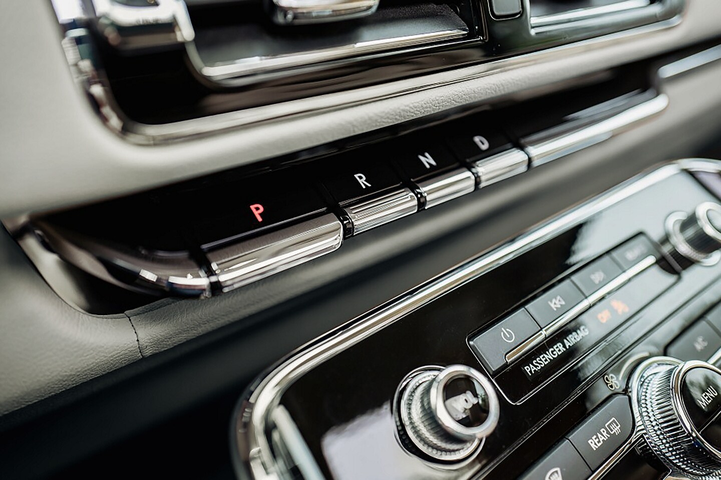 2024 Lincoln Black Label Navigator® SUV Detailed Specifications