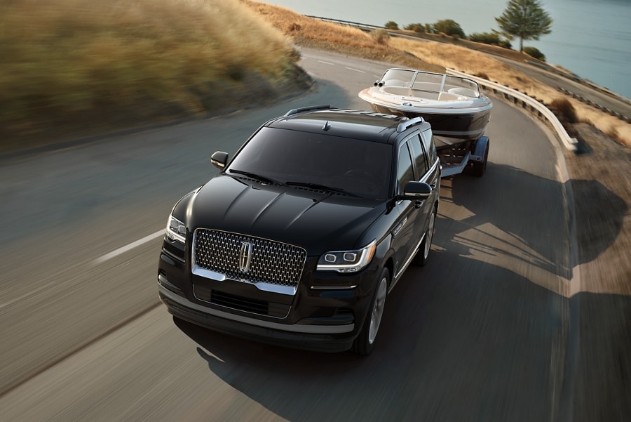 2024 Lincoln Navigator SUV Performance Features