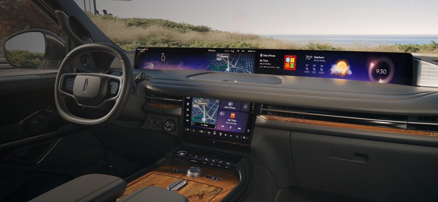 El interior de una SUV Lincoln Black Label Navigator® 2025 con el tema Invitation
