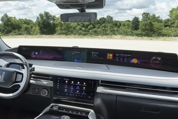 The interior of a 2025 Lincoln Black Label Navigator® SUV with the Atmospheric theme