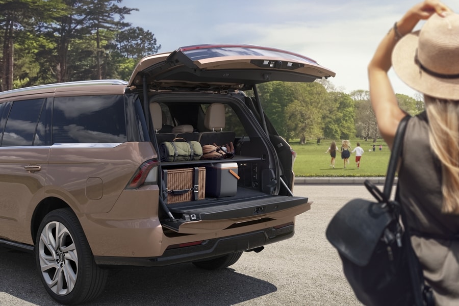 Luggage Area Kit | LINCOLN AVIATOR 2025 Luggage Area Kit | LINCOLN AVIATOR 2025