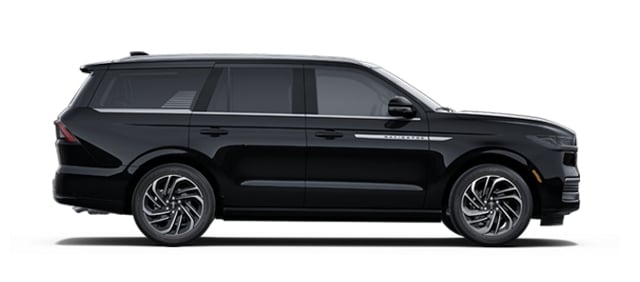 A 2025 Lincoln Navigator® Reserve model in infinite black
