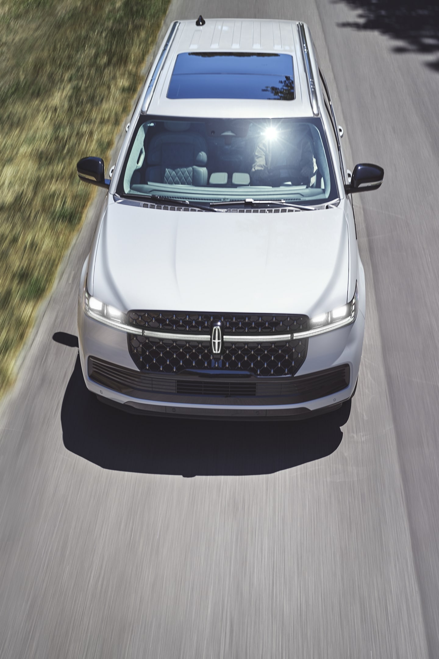 Amazon.co.jp: △1/18 リンカーン LINCOLN NAVIGATOR SUV 2023