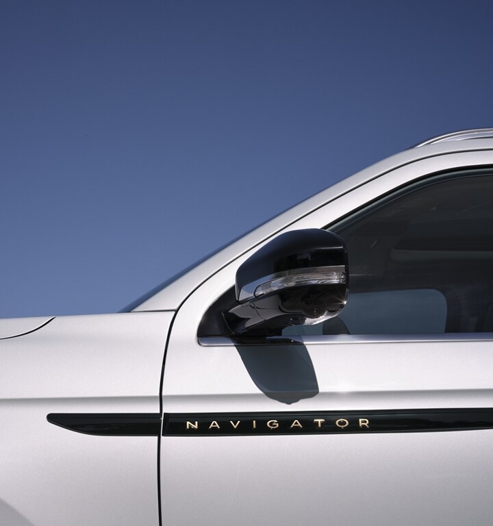 Exterior copper-colored elements of the Atmospheric theme